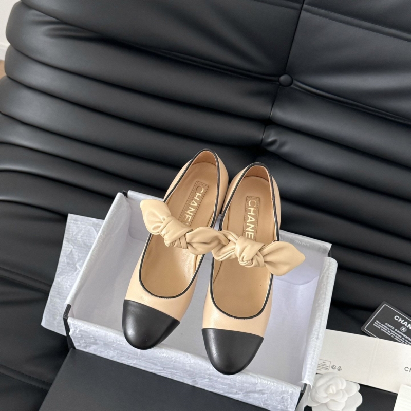Ch*el high heels